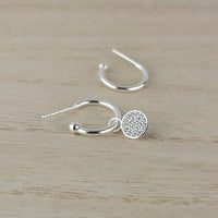 Boucle d'oreille unique breloque ronde CZ