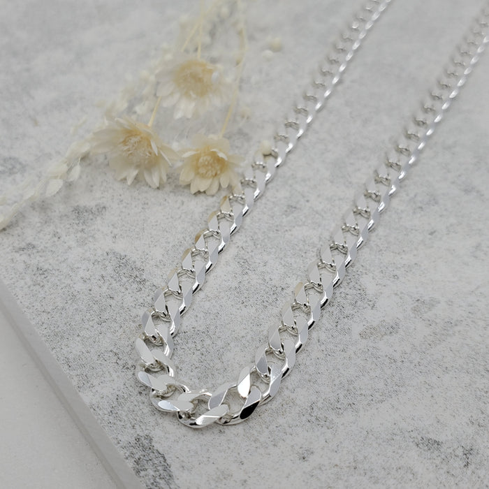 Curb Chain Necklace